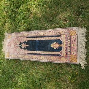 Vintage Turkish Prayer Rug made in France- PM2
